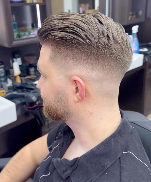 High Fade mit Textur